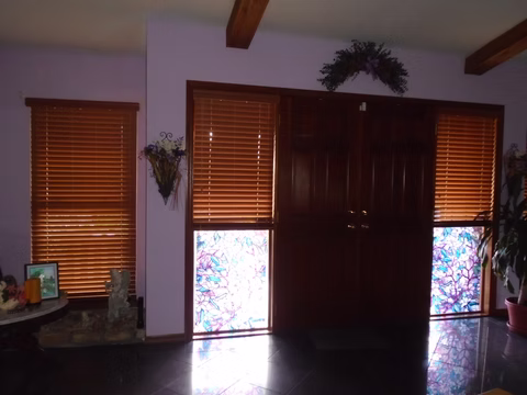 Horizontal blinds providing adjustable light control in Nocatee